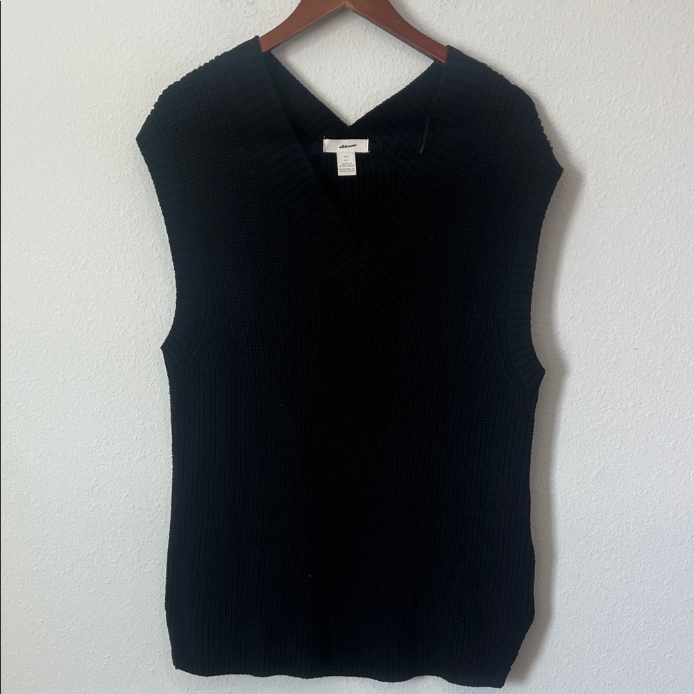 H&M Black Oversized Ribbed Knit Vest